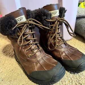 UGG Women’s Adirondack Chocolate and Charcoal Boots
